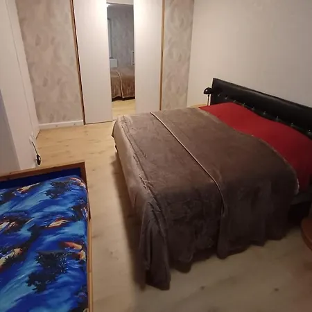 Kwe Vanie 4 Ou 5 Personnes *